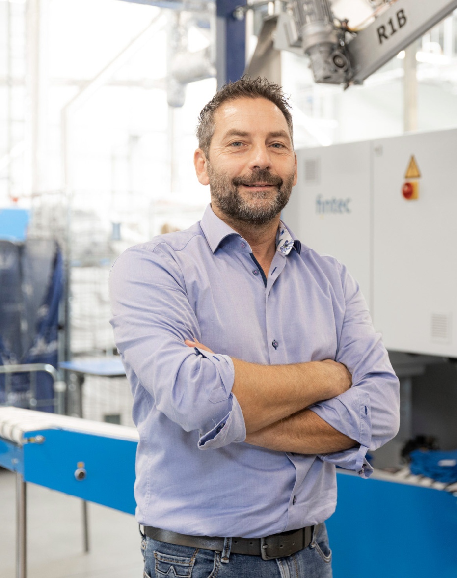 udo koenig vor maschine